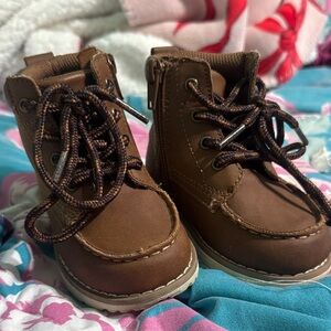 Old Navy Brown Kids Boots with Black Laces